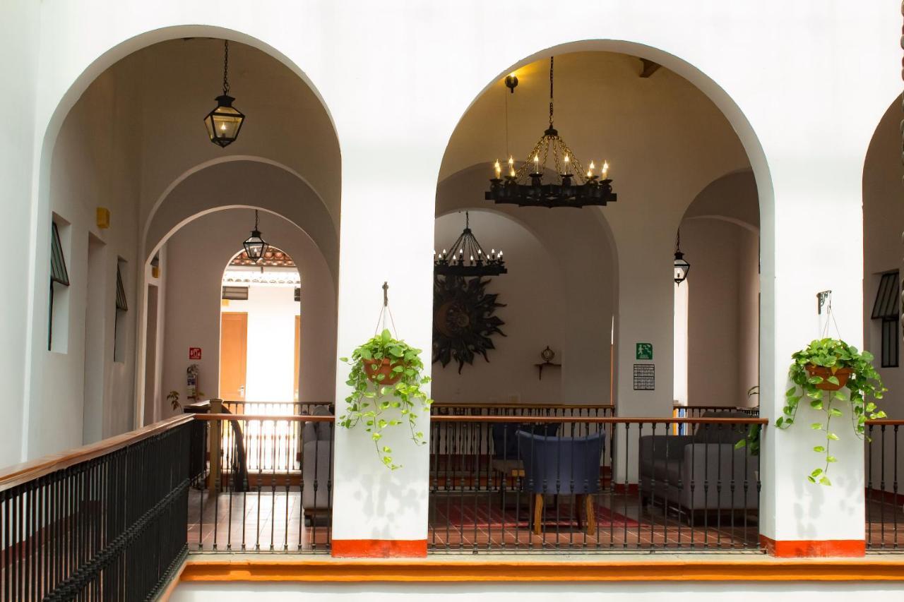 Hotel Real De Castilla Colonial Guadalajara Ngoại thất bức ảnh