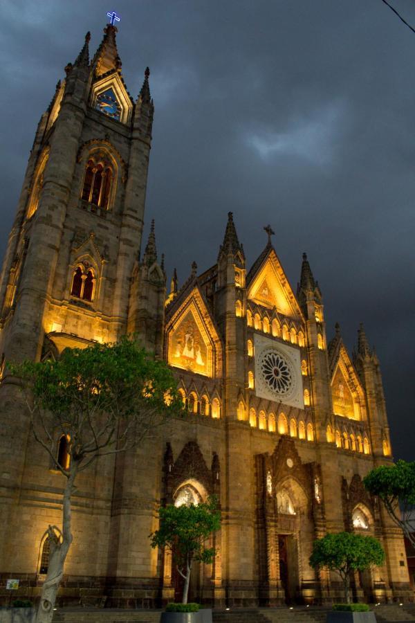 Hotel Real De Castilla Colonial Guadalajara Ngoại thất bức ảnh